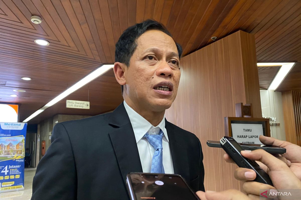 Menteri Lingkungan Hidup berdiskusi dengan kepala daerah mengenai inovasi pengelolaan sampah dan ekonomi karbon